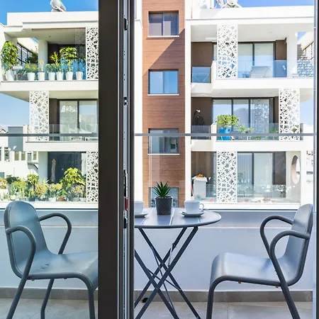 Hilltop 2-bedroom Διαμέρισμα